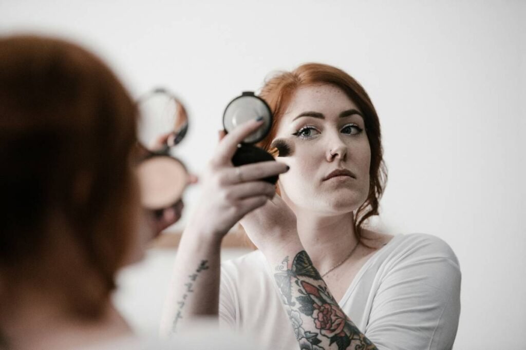 Why Your Makeup Looks Flat (And How an LED Makeup Light Fixes It Instantly)