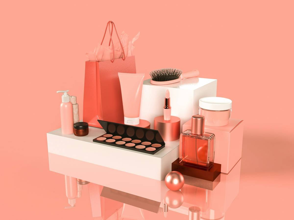 Professional makeup artist using high-CRI makeup beauty essential lighting setup